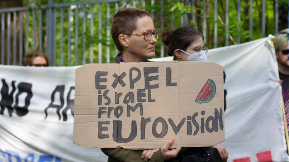 Hollanda'da kamu yayıncısına İsrail'in katıldığı ‘Eurovision’u yayınlamama çağrısı 15